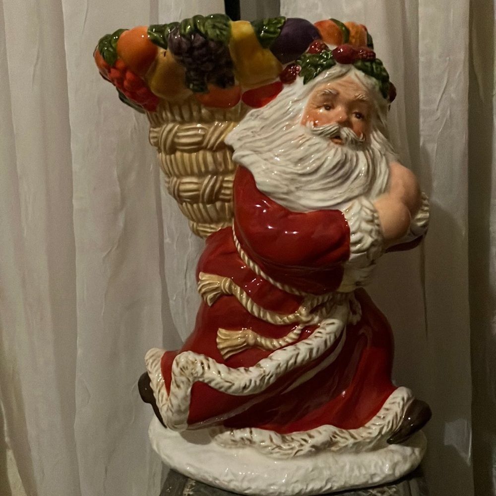 Vintage Candle Stand Santa Carrying Fruit Basket Department 56 Peggy Toole 2001